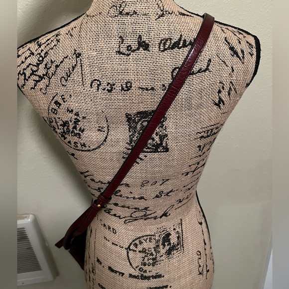 Marc Jacobs Burgundy Leather Crossbody Bag - Picture 11 of 16